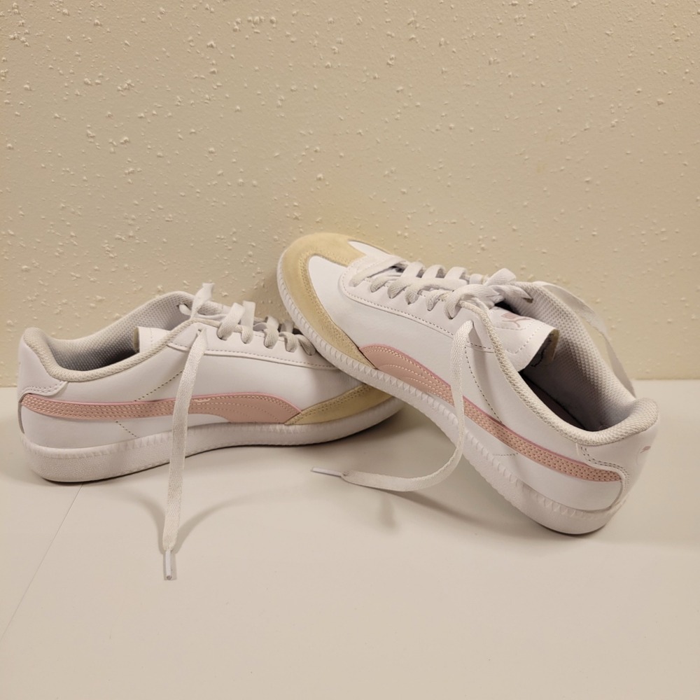 Puma Low Top 9-T Sneakers Womens 9 White Pink Excellent Suede Trim 401090-04